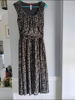 Anne Klein Gray & Ivory Floral Dress